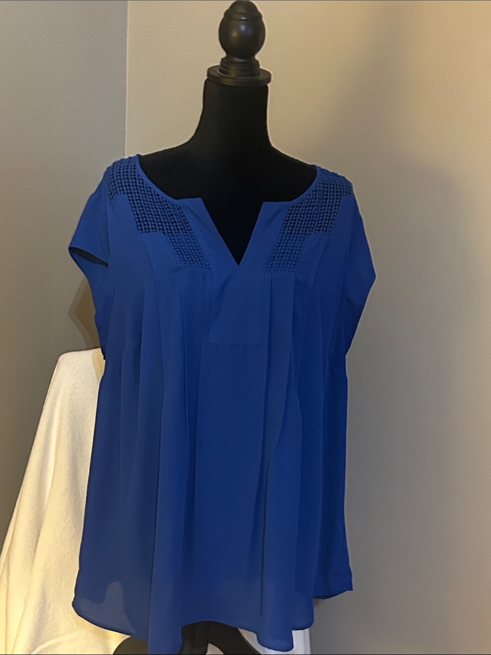 Daniel Rainn Royal Blue Cap Sleeve Split-Neck Blouse